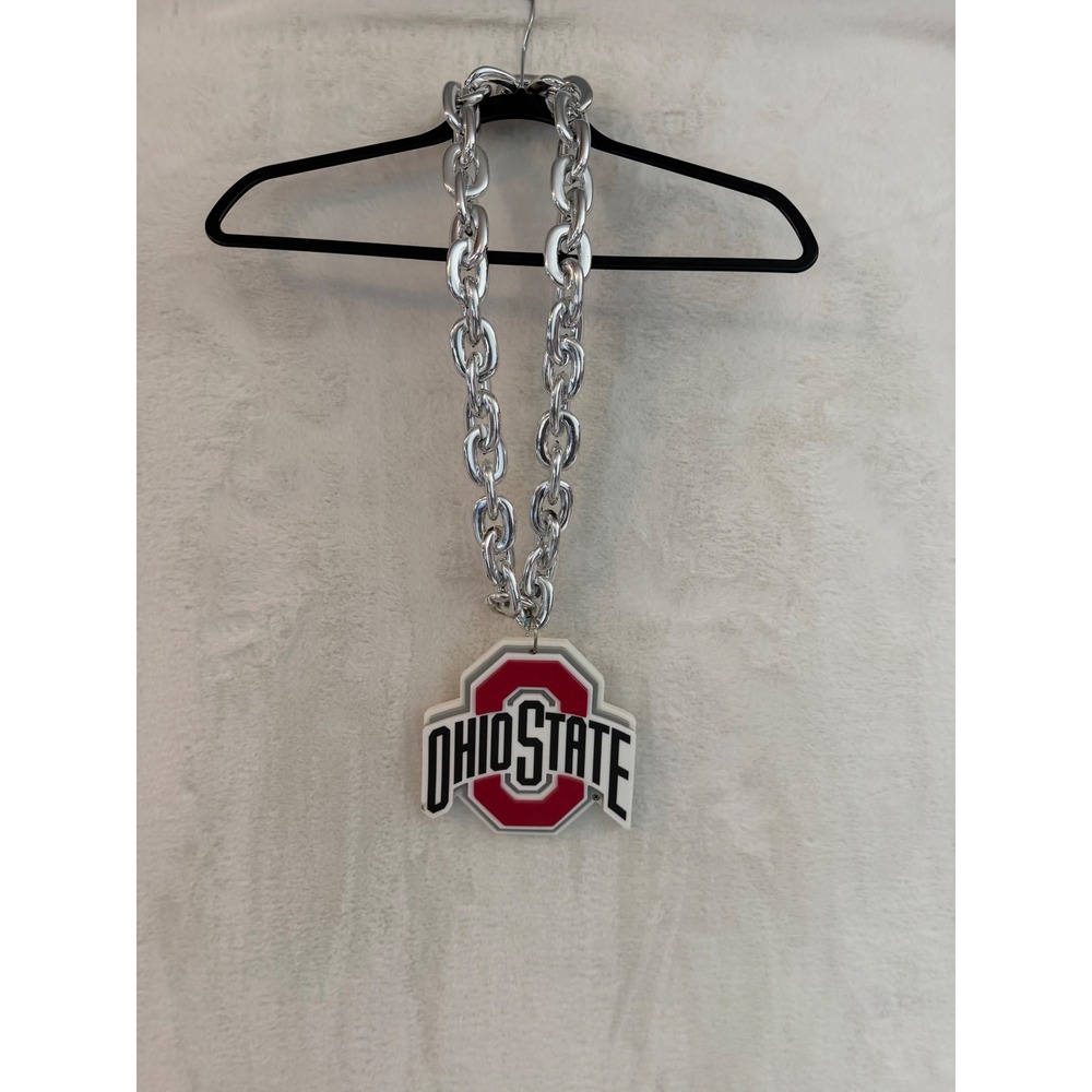 Ohio State Buckeyes Oversized Turnover Chain Silver Link Necklace Game Day Fan